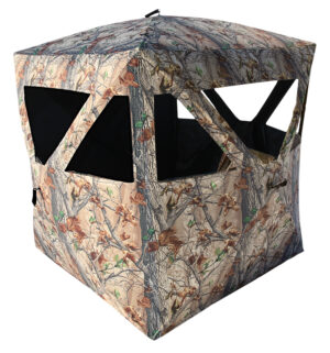 Muddy MUDGB250 Three-Person Ground Blind in Camo
